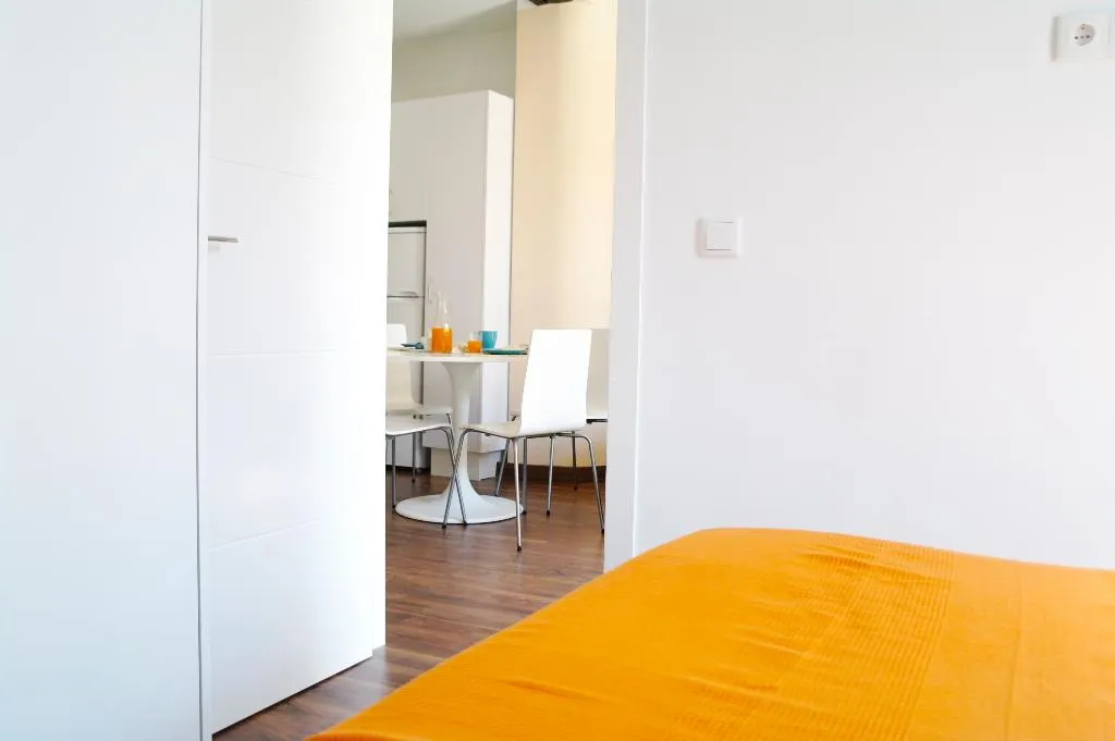 APARTMENT CAPACITY 4 TWO BEDROOMS Room, Uptown Apartments, Valencia