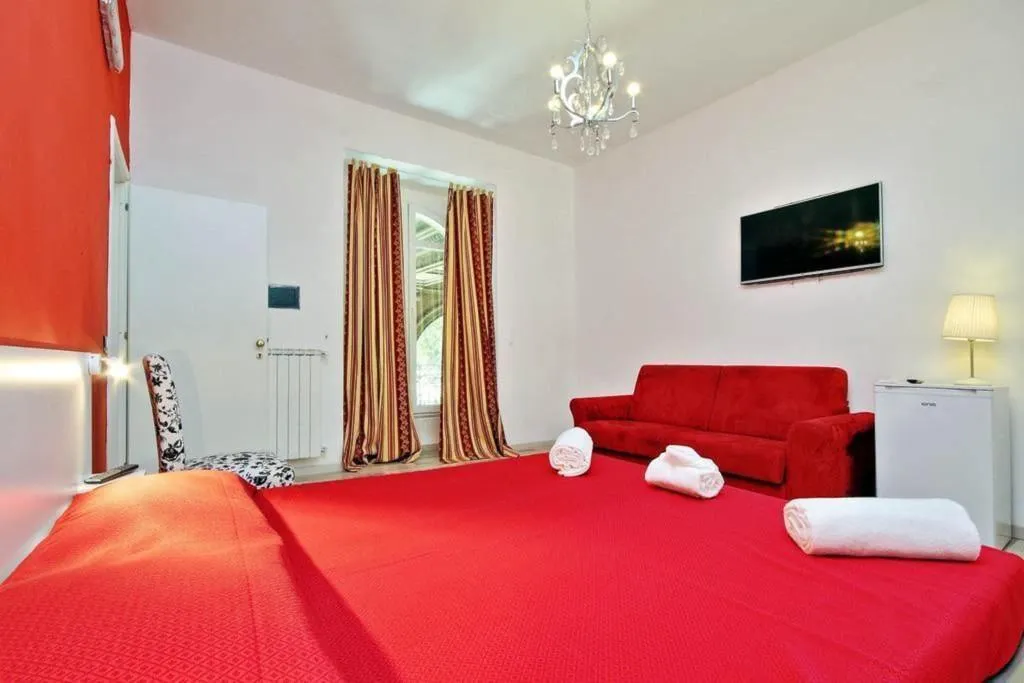 Room, Lucky Holiday Rooms, Naples