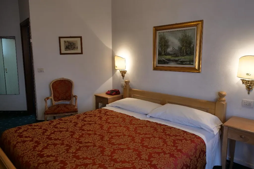 Double or Twin STANDARD Room, Park Hotel Terme, Venice