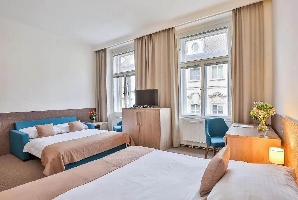 Room, Apartments Embassy by LH, Prague