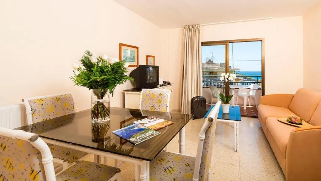 DOUBLE SEA VIEW Room, Apartamentos Guitart, Costa Brava