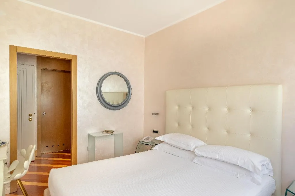 TWIN STANDARD Room, Sanpi Milano, Milan
