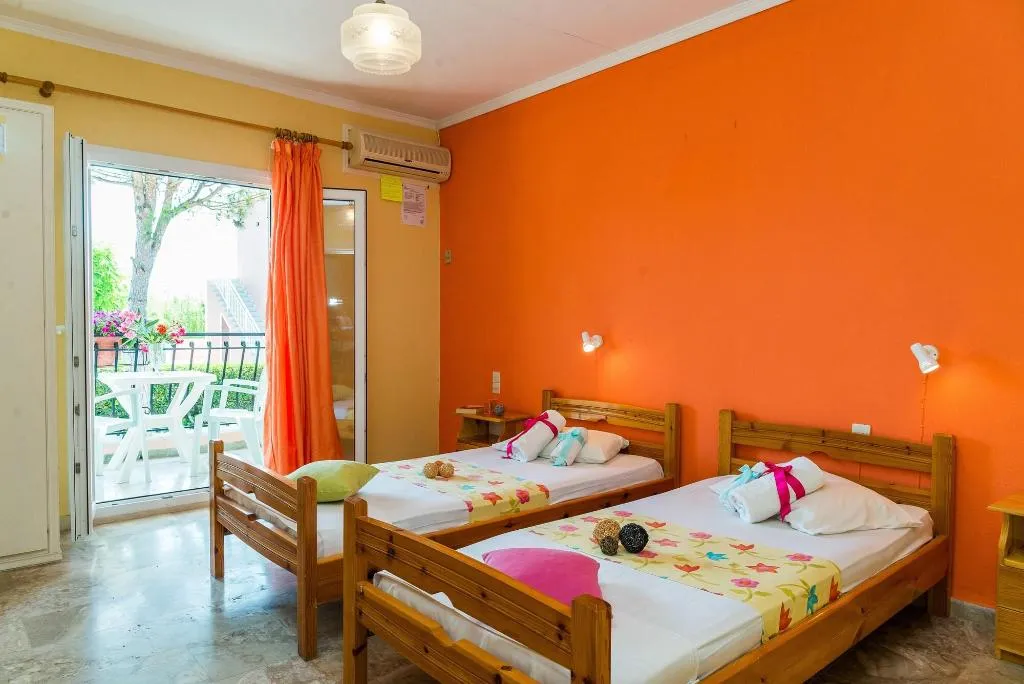 Lobby, Roussa's Studios and Apartments, Zante