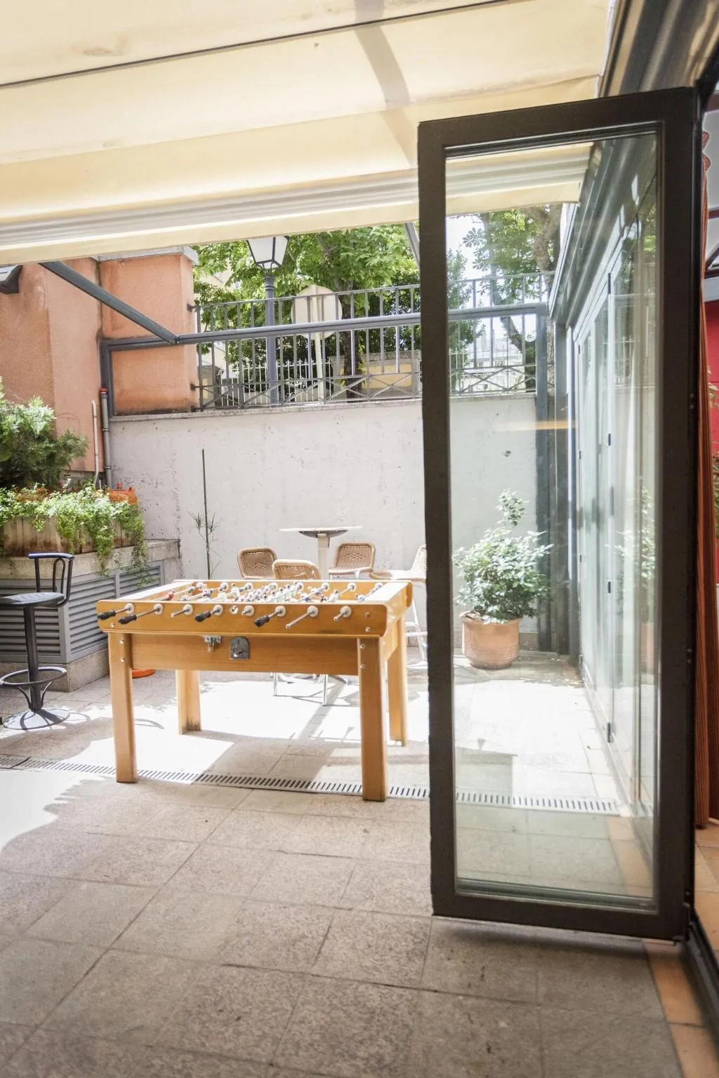 Terrace, Hospedium Hotel Los Lanceros, Madrid