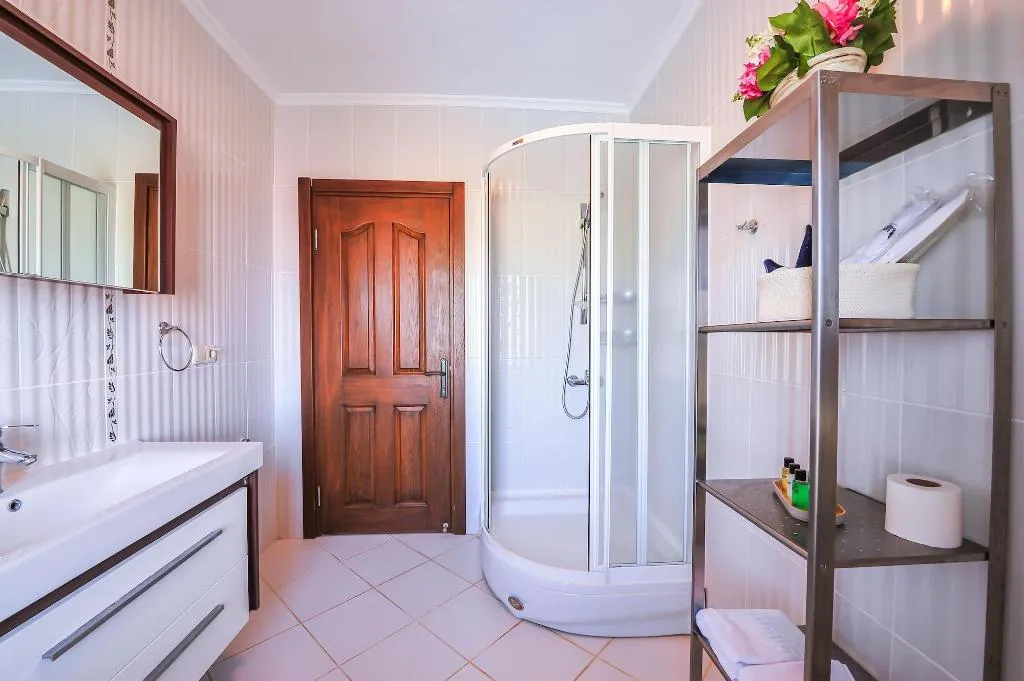 Room, Lunabegonvil Tas Evler, Dalaman
