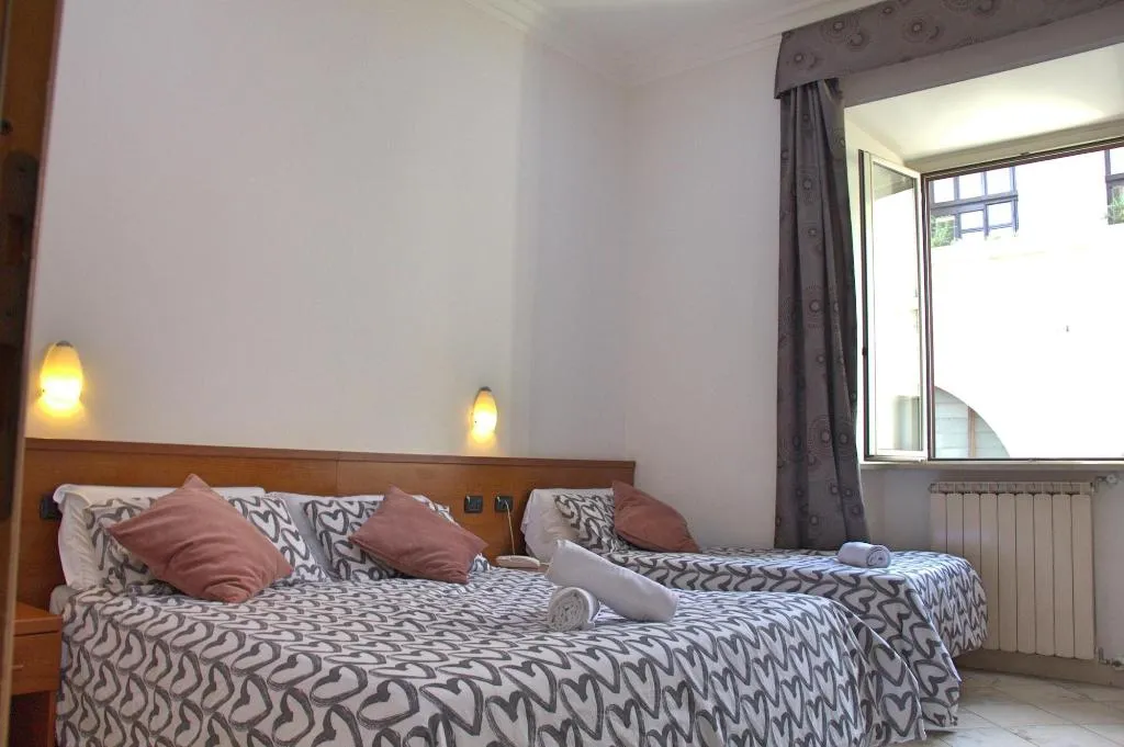 Room, Hotel Ciao, Naples