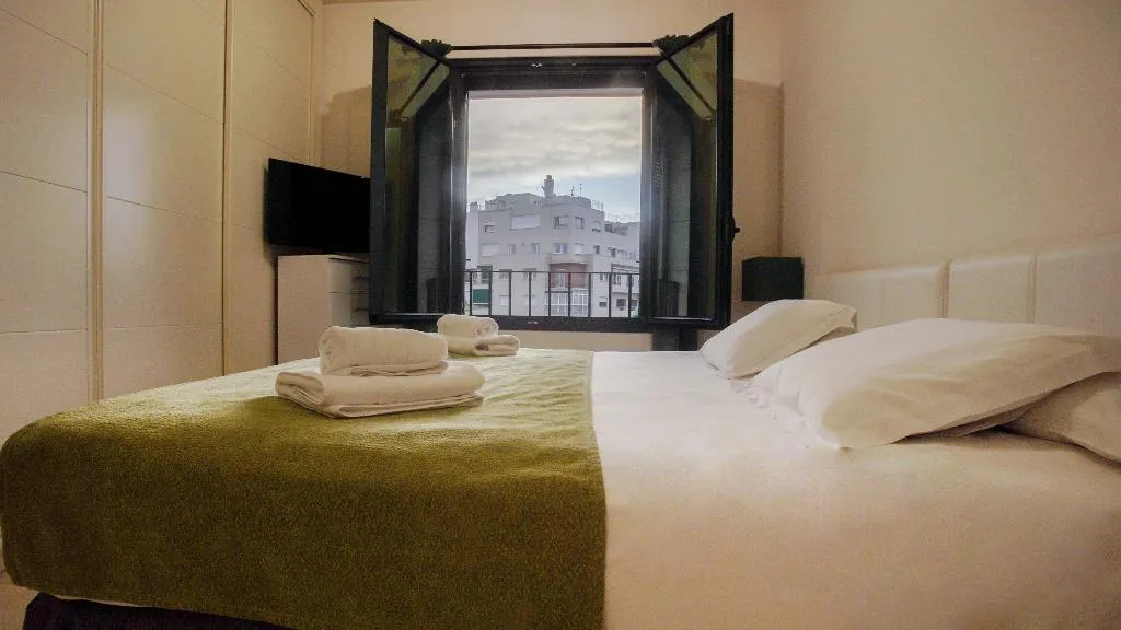 APARTMENT TWO BEDS Room, Atarazanas Malaga Boutique Hotel, Costa Del Sol