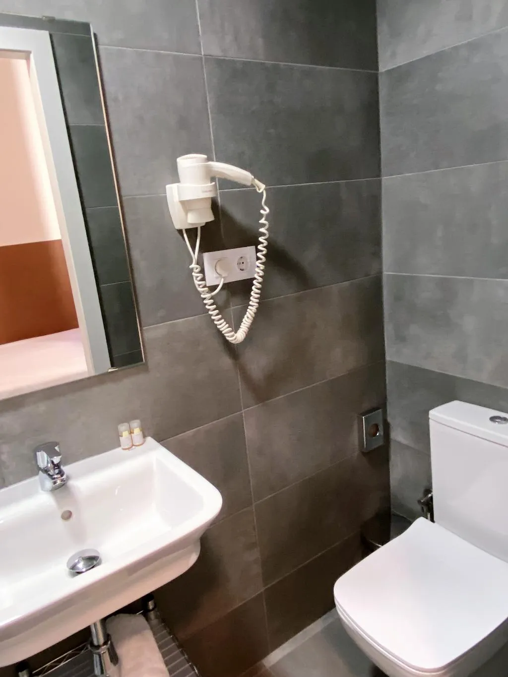 SINGLE STANDARD Room, BCN Urbaness  Hotels Bonavista, Barcelona