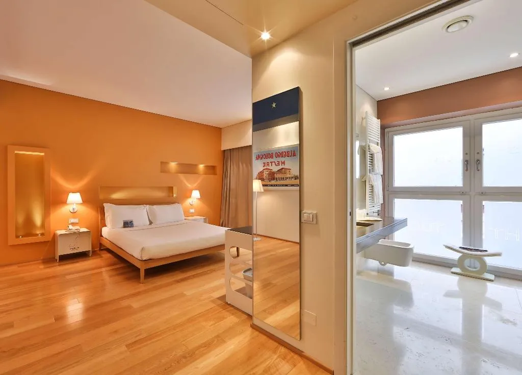 DOUBLE SUPERIOR QUEEN BED Room, Best Western Plus Hotel Bologna, Venice