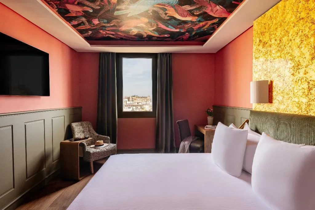 SUITE WITH VIEWS Room, Hotel Colón Gran Meliá, Seville