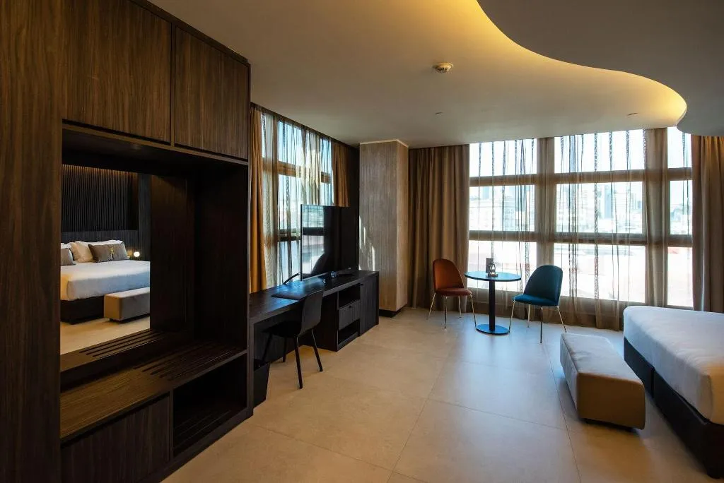 Room, Gold Tower Lifestyle Hotel, Naples