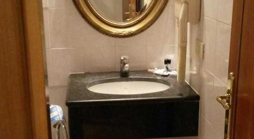 Room, Raeli Hotel Archimede, Rome