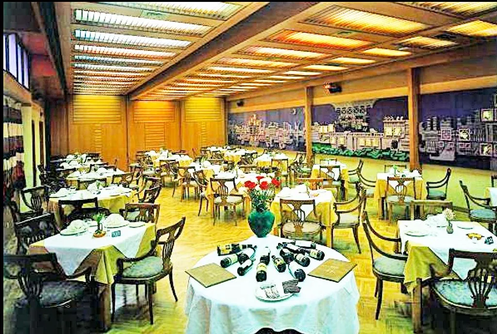 Restaurant, ELE Acueducto, Madrid