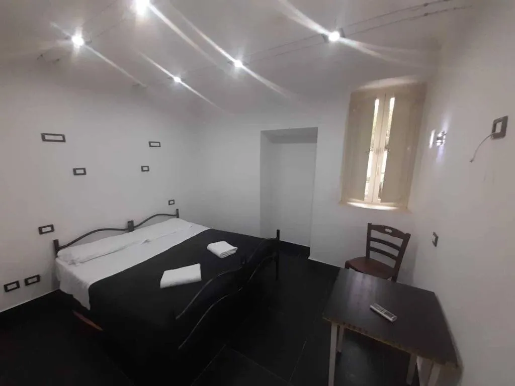 Room, Palace Rome, Rome