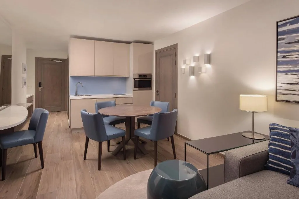 Room, Westin Dragonara Resort, Malta