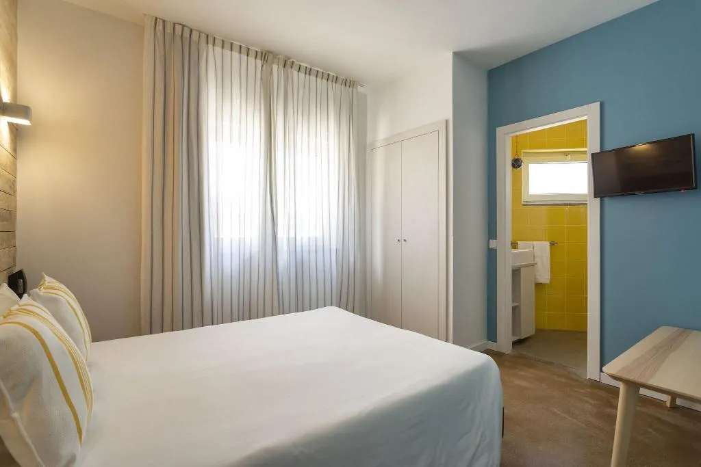 Room, Next Inn, Algarve