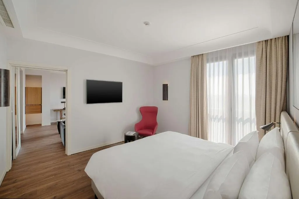 Room SUPERIOR Room, Radisson Blu Hotel, Milan
