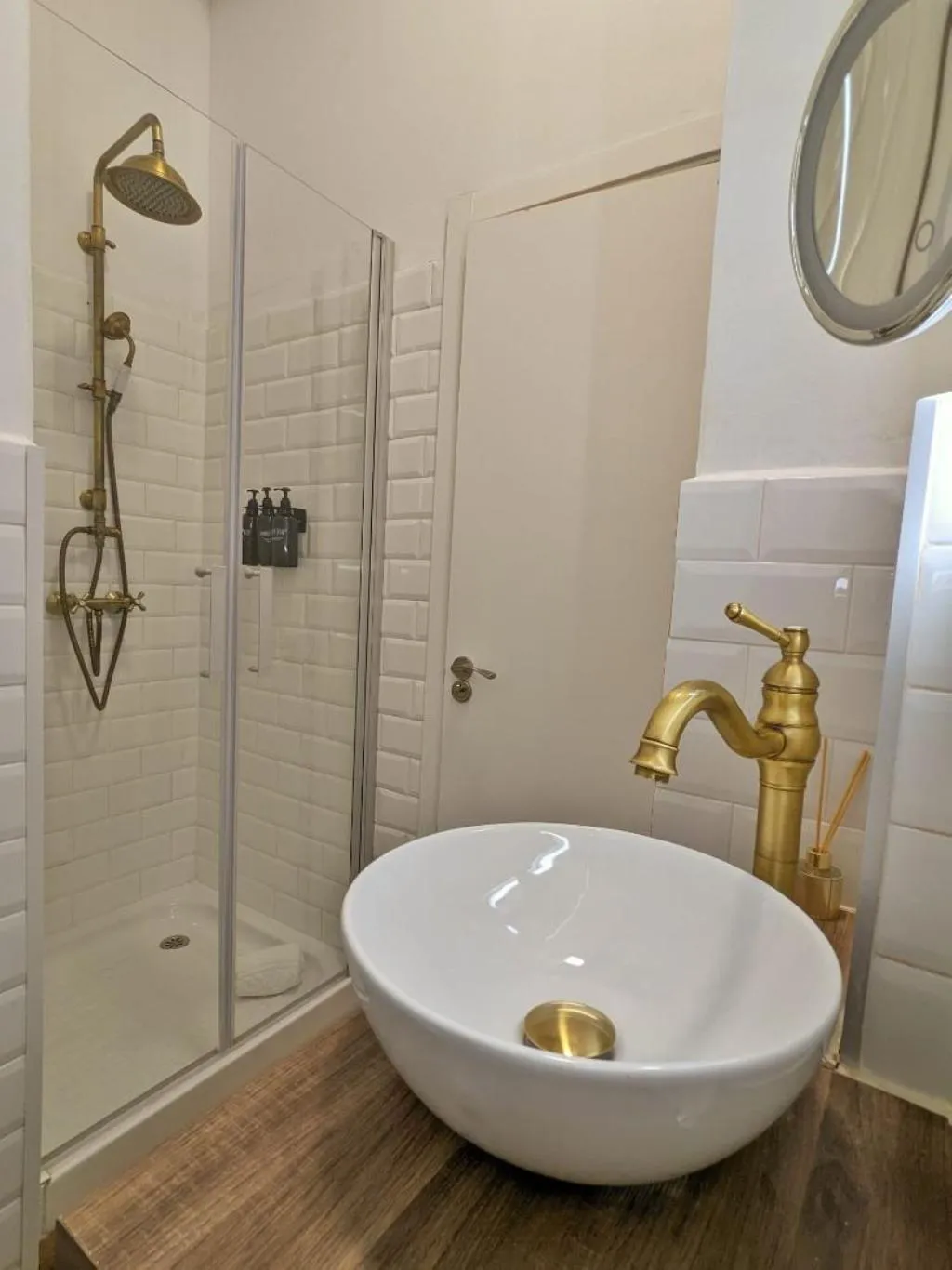 SUITE CAPACITY 1 Room, Catalina Suites Hotel 3*, Valencia