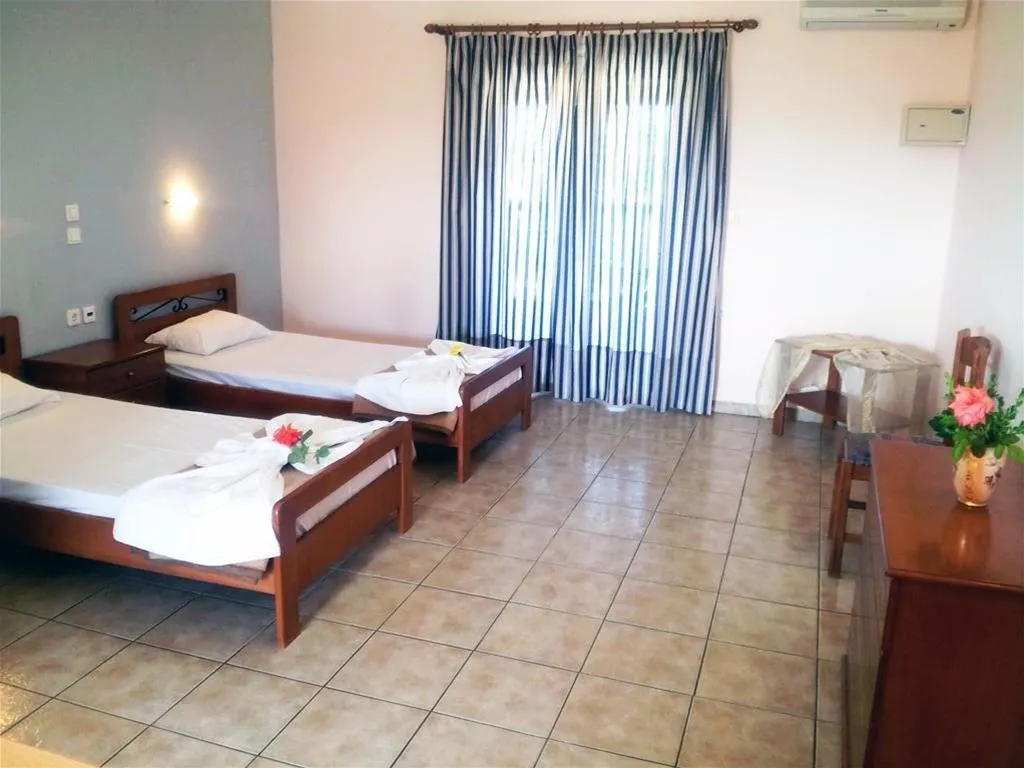 Room, Sandy Maria, Zante