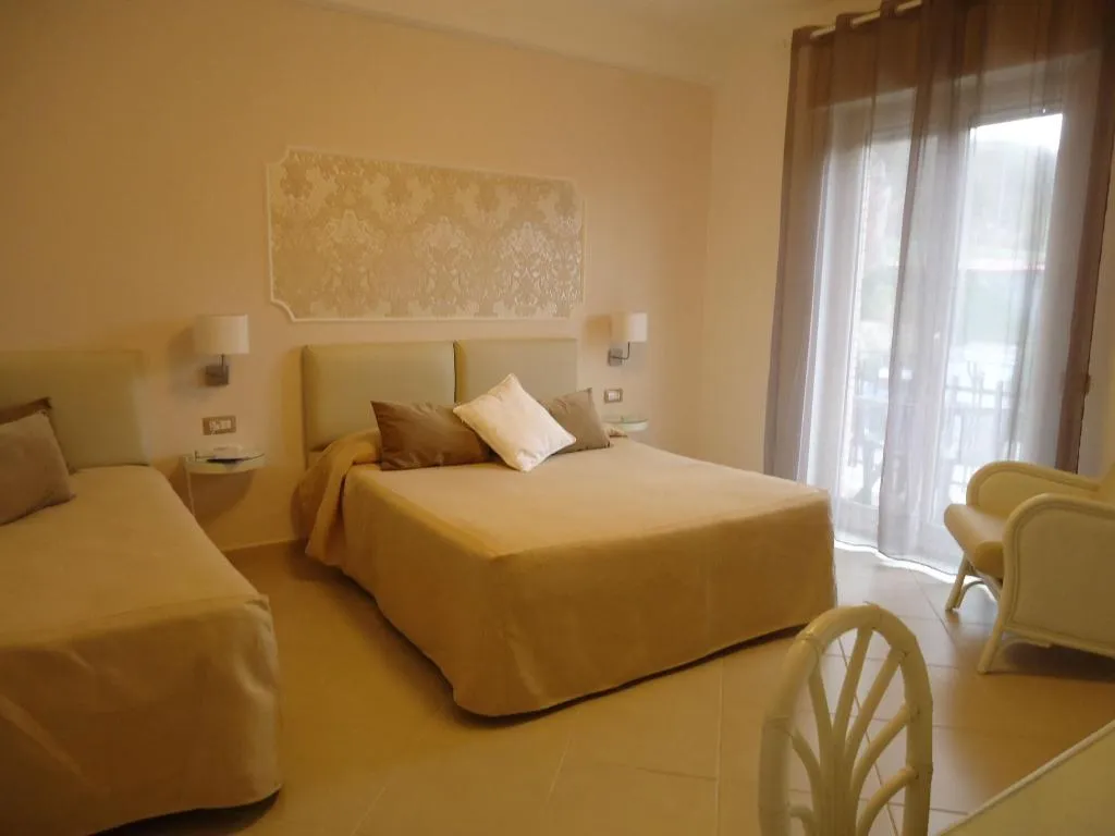 Room, Mini Hotel, Naples