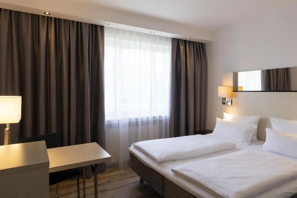 TWIN STANDARD Room, Scandic Berlin Kurfürstendamm, Berlin