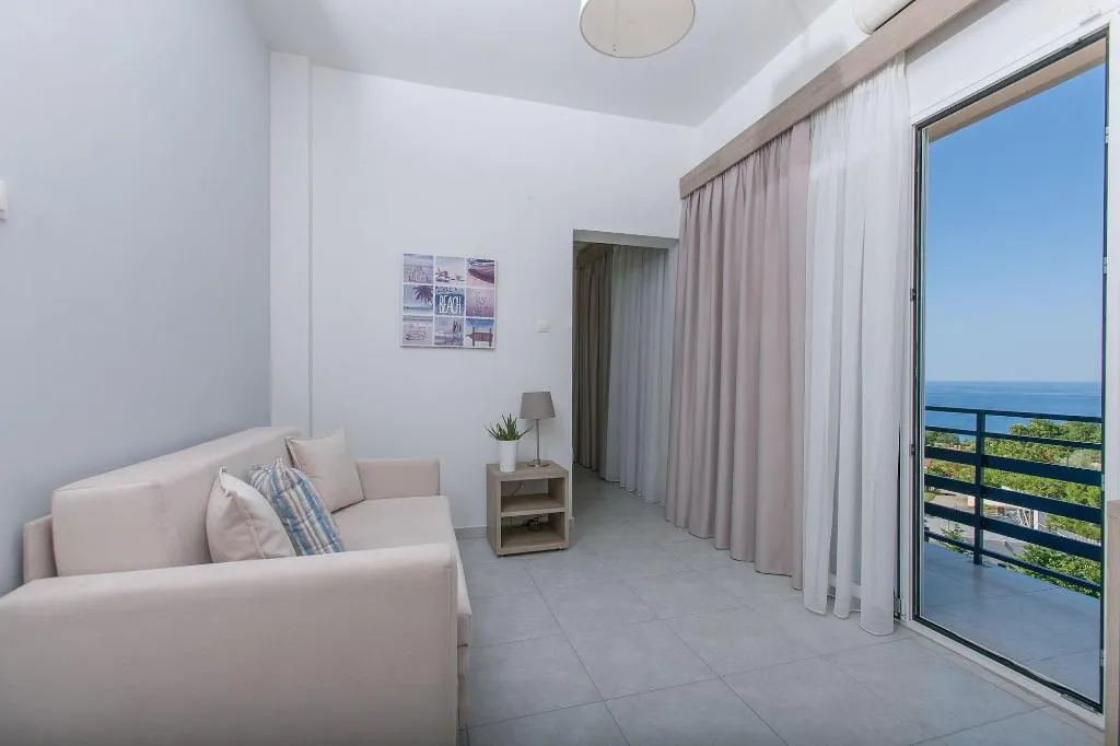 Room, 12 Olympian Gods, Thessaloniki