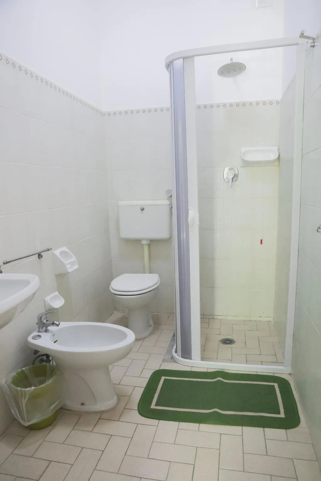 SINGLE STANDARD Room, Cesotta, Naples