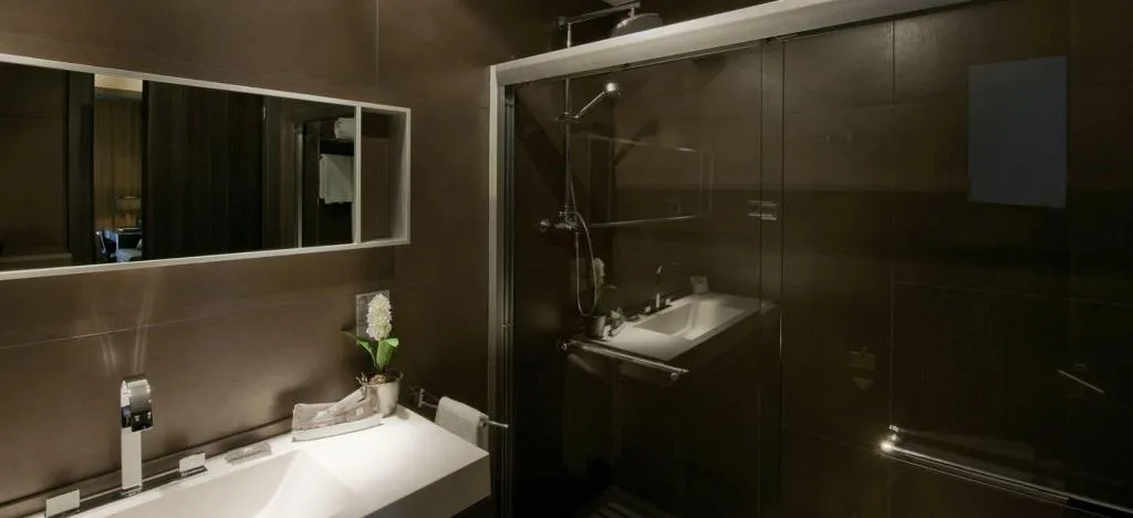 Room, Constanza, Barcelona