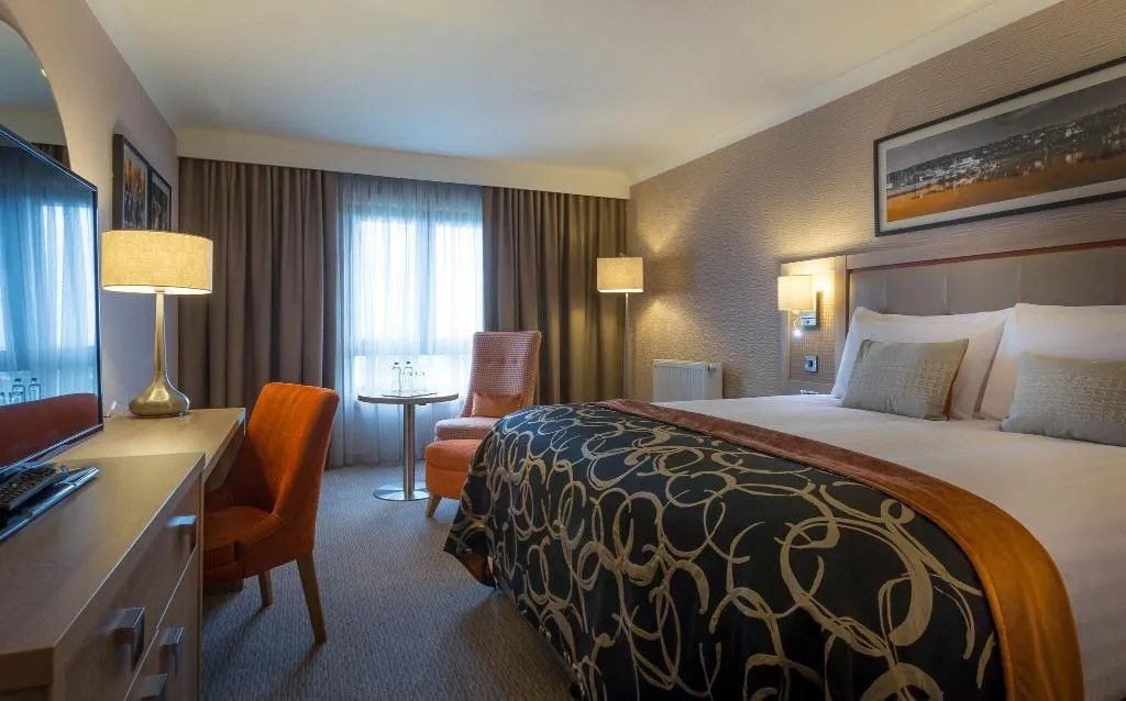 DOUBLE SUPERIOR Room, Clayton Hotel Ballsbridge, Dublin