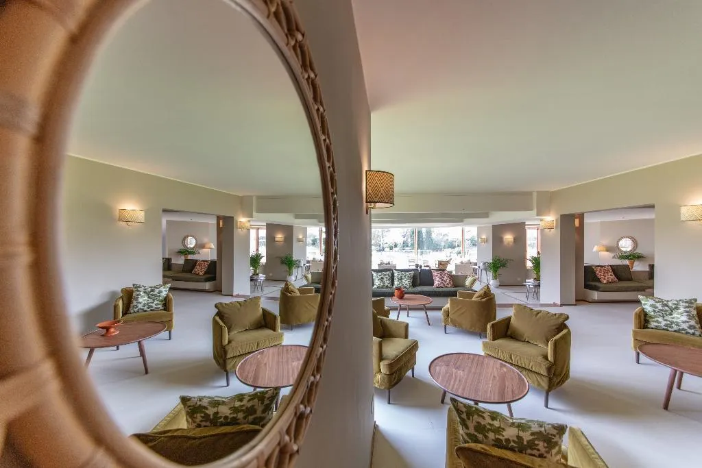 Lobby, Is Molas Resort, Cagliari