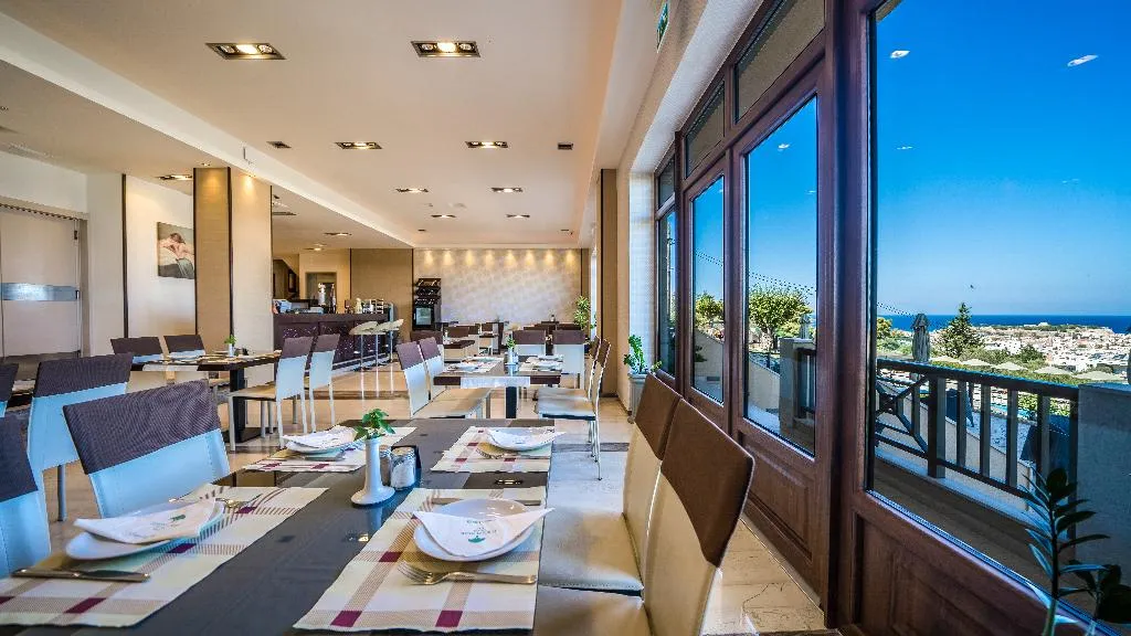 Restaurant, Forest Park, Crete
