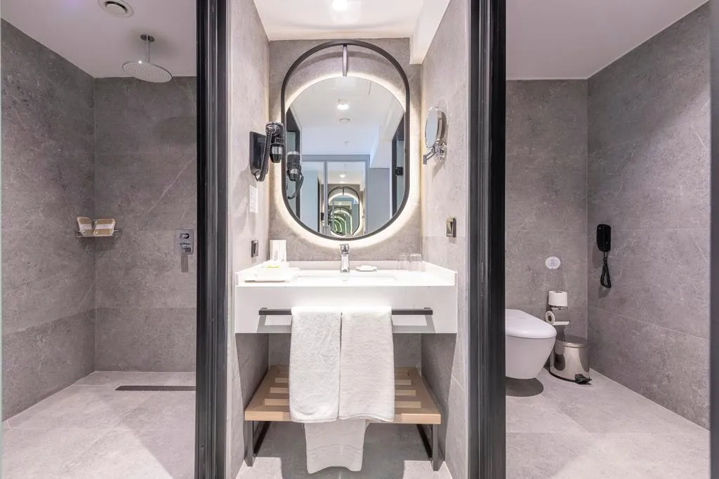 DOUBLE SINGLE USE STANDARD Room, Belek Beach Resort, Antalya