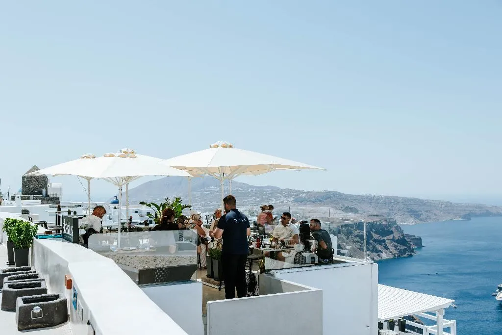 Bar, Avianto Luxury Suites, Santorini