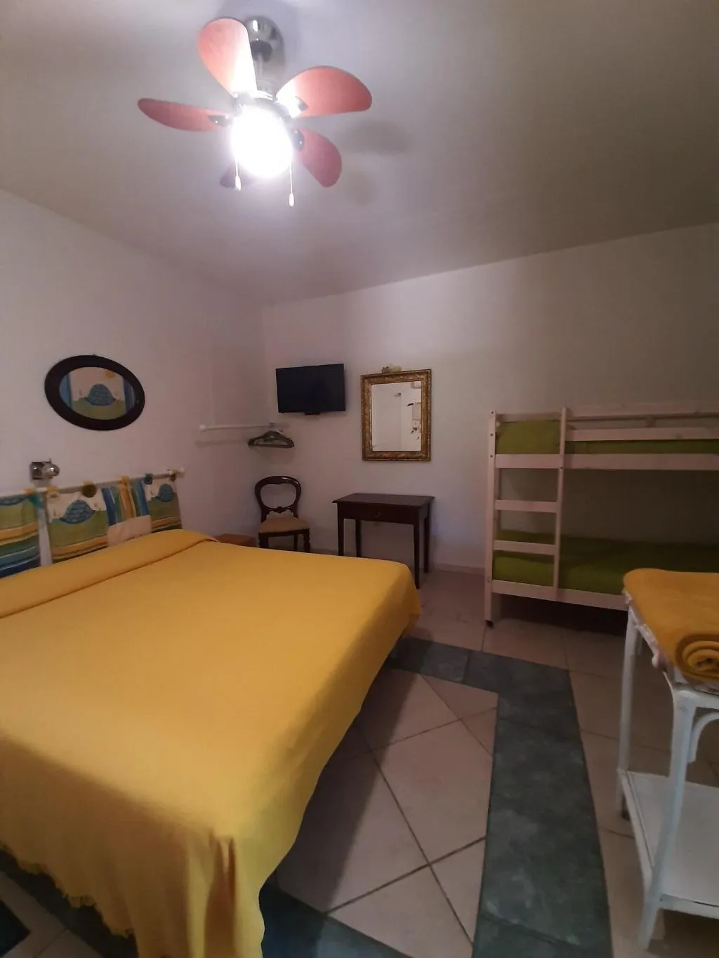 Room, Bed And Breakfast Dal Pozzo, Alghero