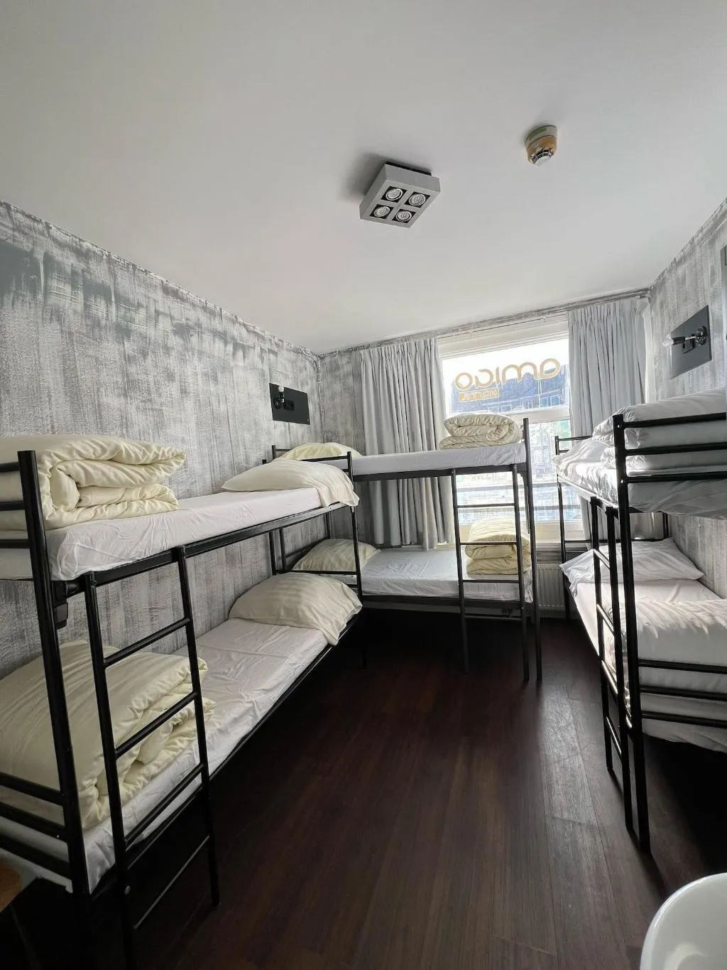 Room, Amigo Budget Hostel, Amsterdam