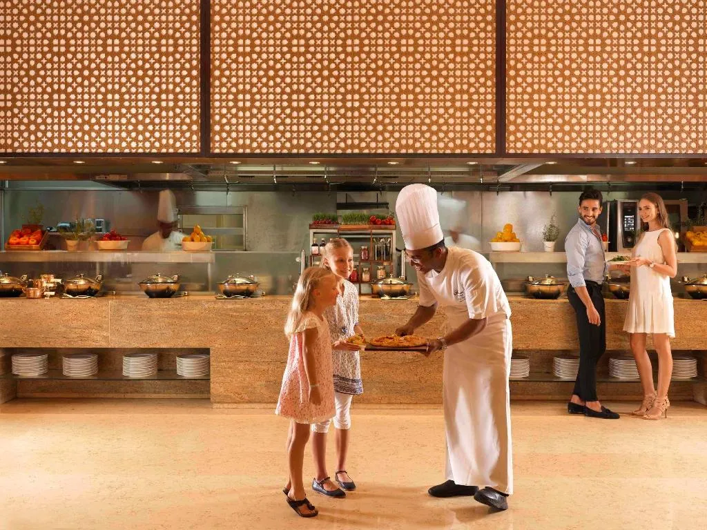 Restaurant, Fairmont The Palm, Dubai