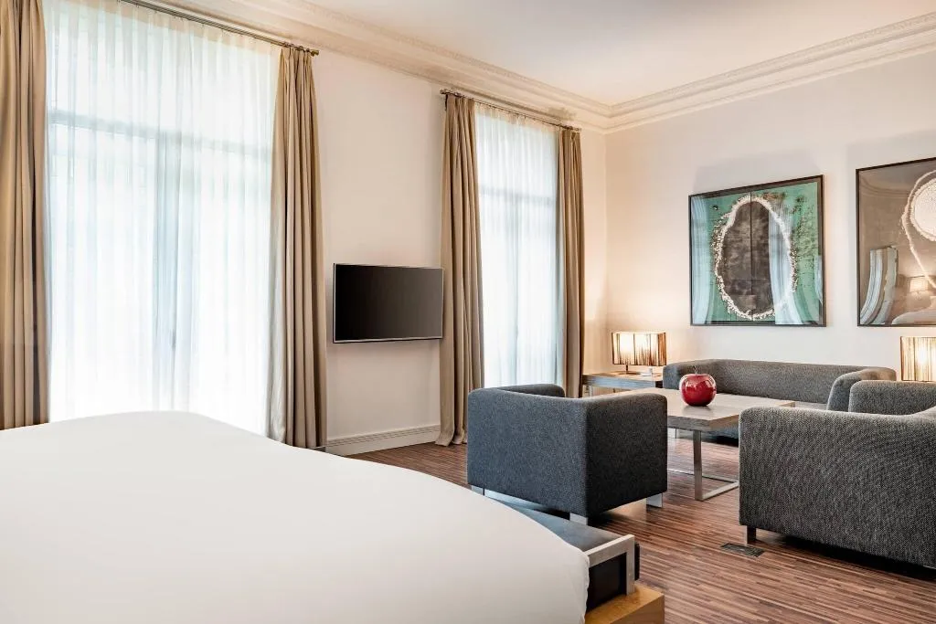 Room, AC Hotel Palacio del Retiro Autograph Collection, Madrid
