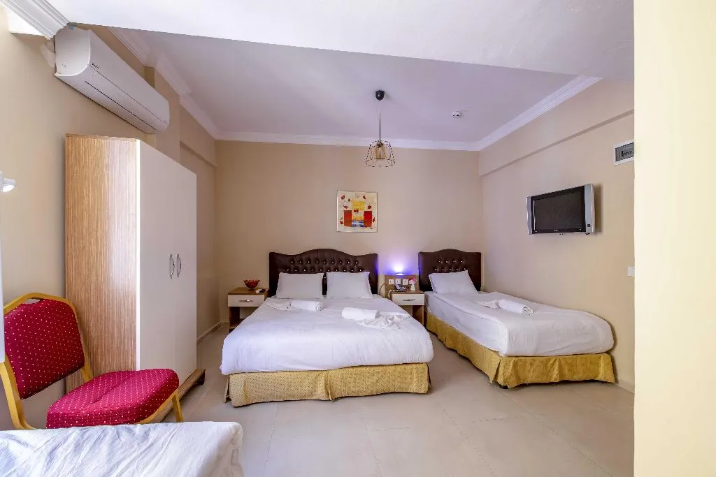 FAMILY ROOM CAPACITY 4 Room, Ahsen Hotel, Antalya