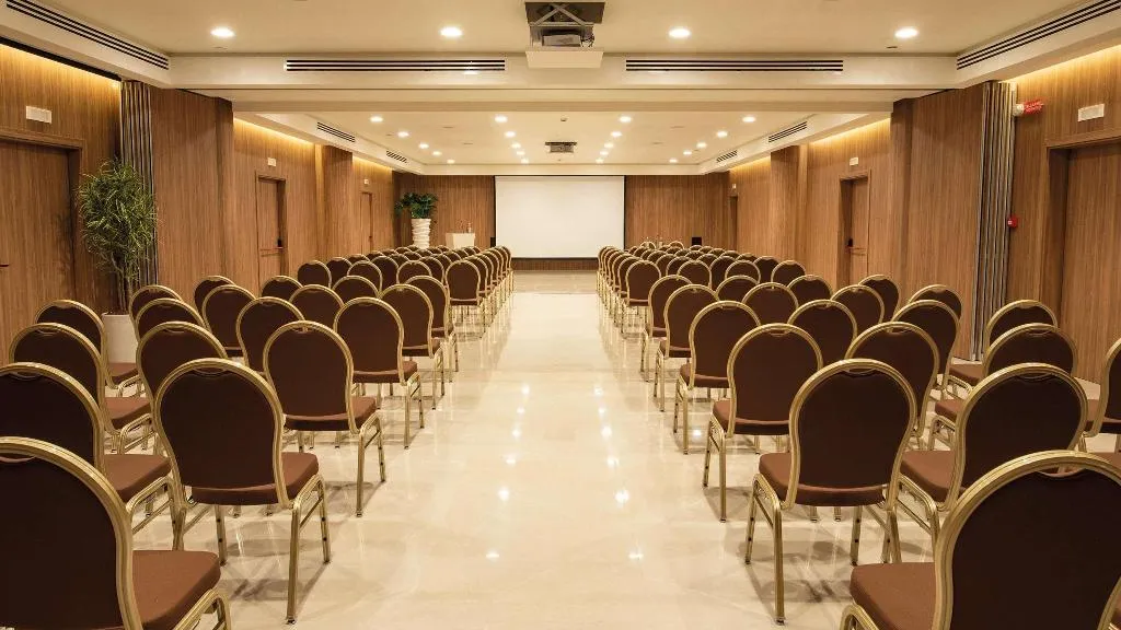 Conferences, Gold Tower Lifestyle Hotel, Naples