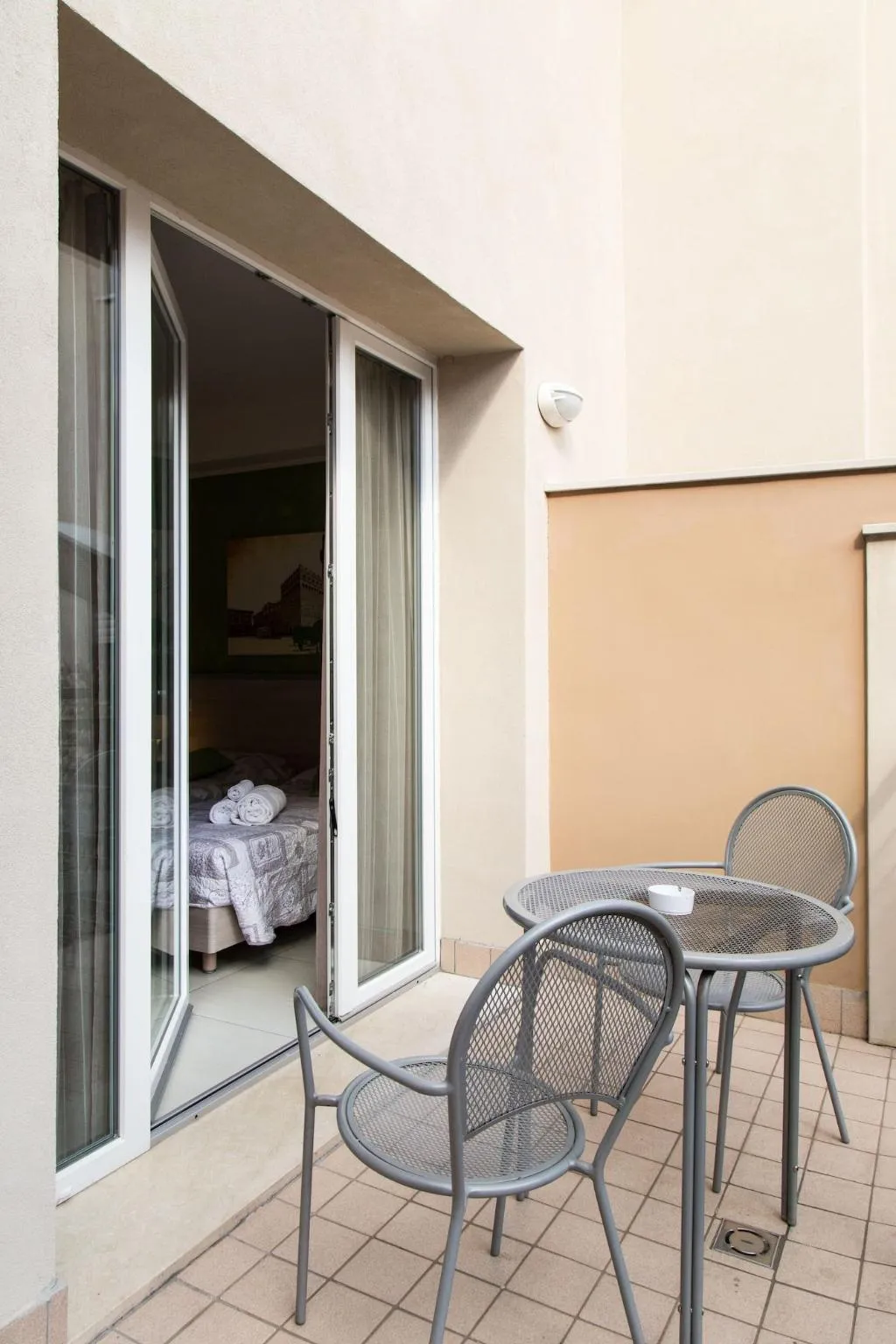 Room, Centrale B B, Florence