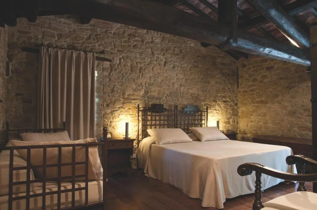 Room, Castello di Monterone, Perugia