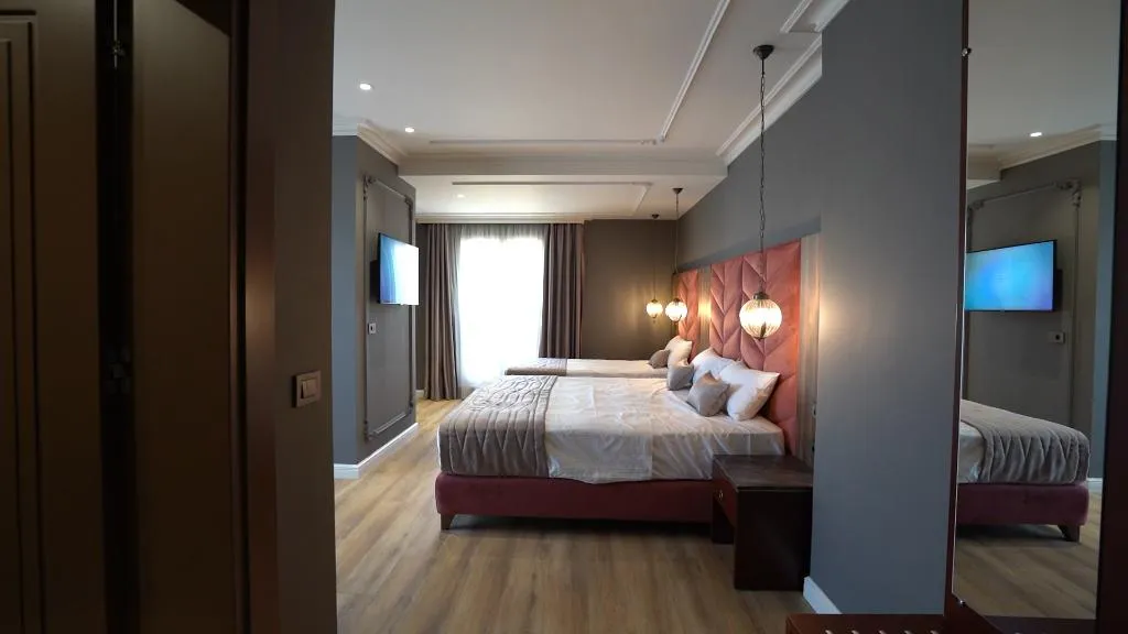TRIPLE SUPERIOR LAND VIEW Room, Premium Sunrise, Kavaje