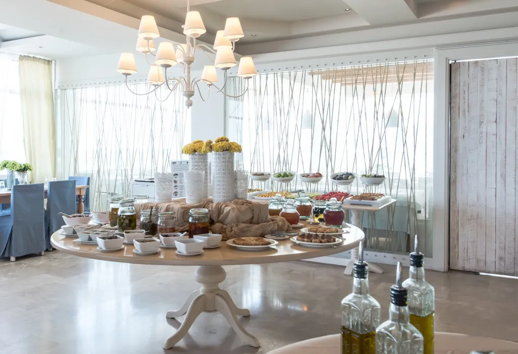 Restaurant, Knossos Beach Bungalows & Suites, Crete