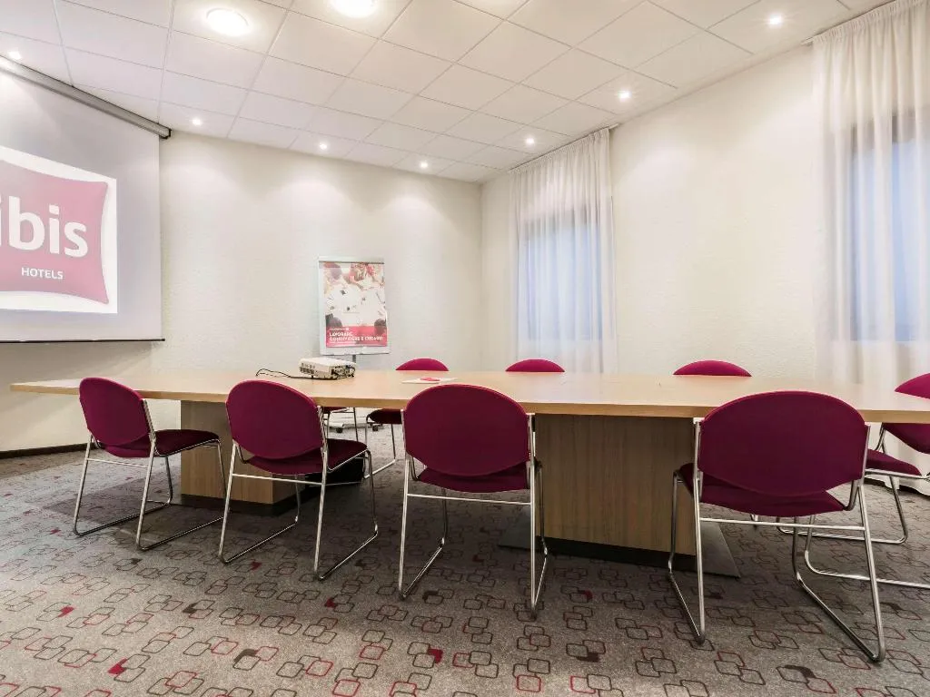 Conferences, ibis Milano Malpensa Aeroporto, Milan