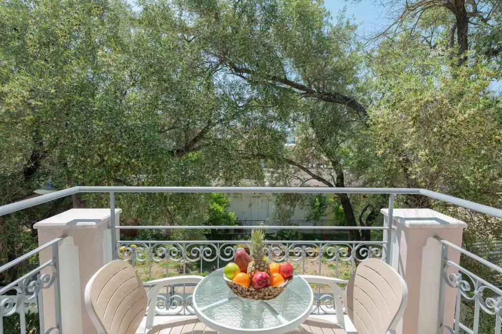 Double or Twin SUPERIOR KING BED Room, Korina Apart Hotel, Corfu