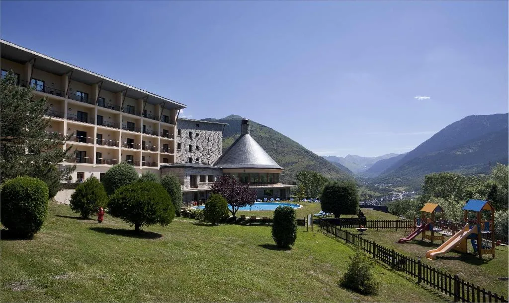 General view, Parador de Vielha, Costa Brava