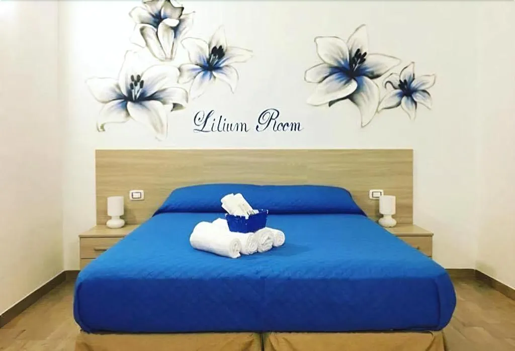 Room, Flower's House B&B, Naples