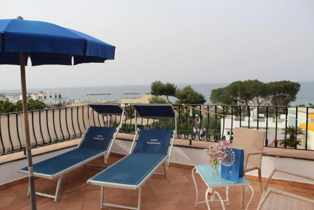 Terrace, Terme Floridiana, Naples