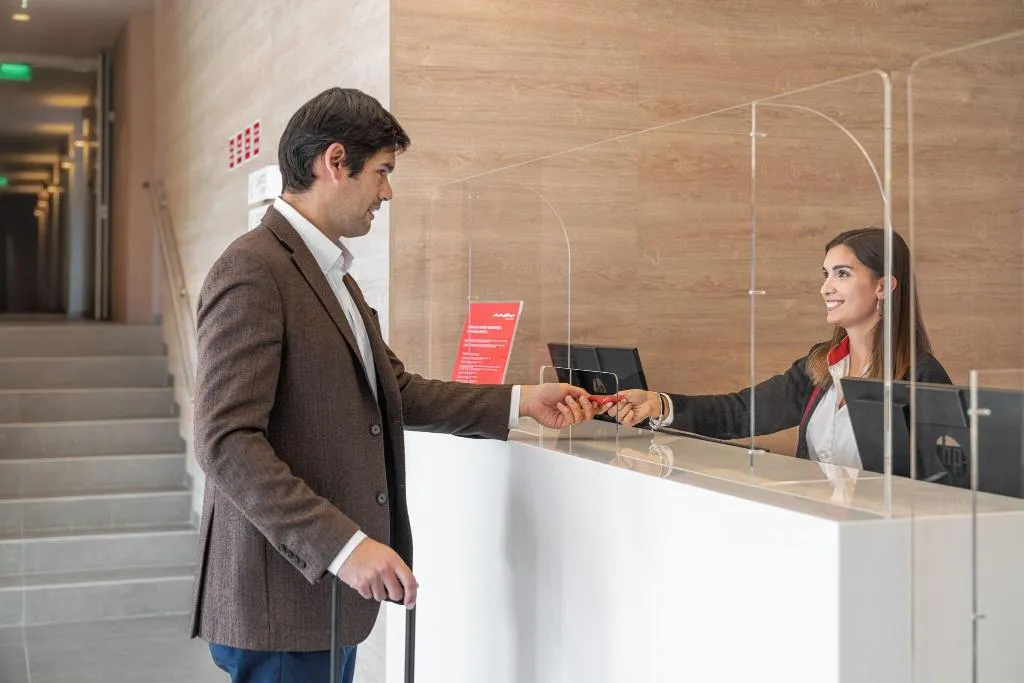Lobby, Moov Hotel Oeiras, Lisbon