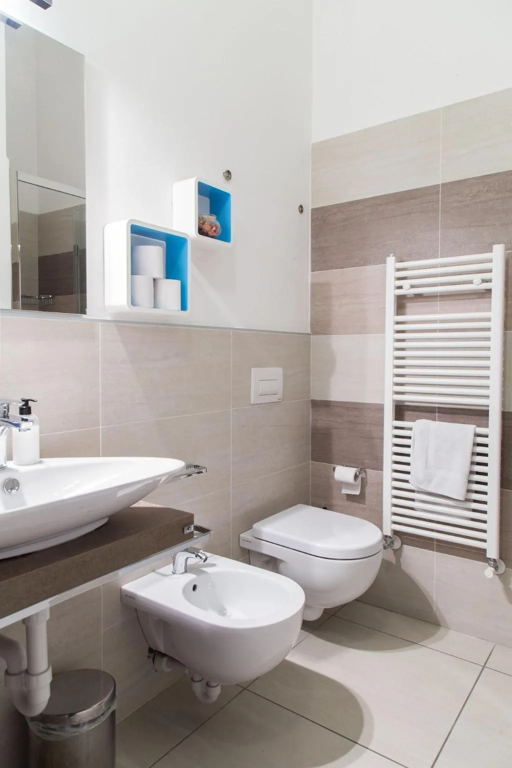 Room, Centrale B B, Florence